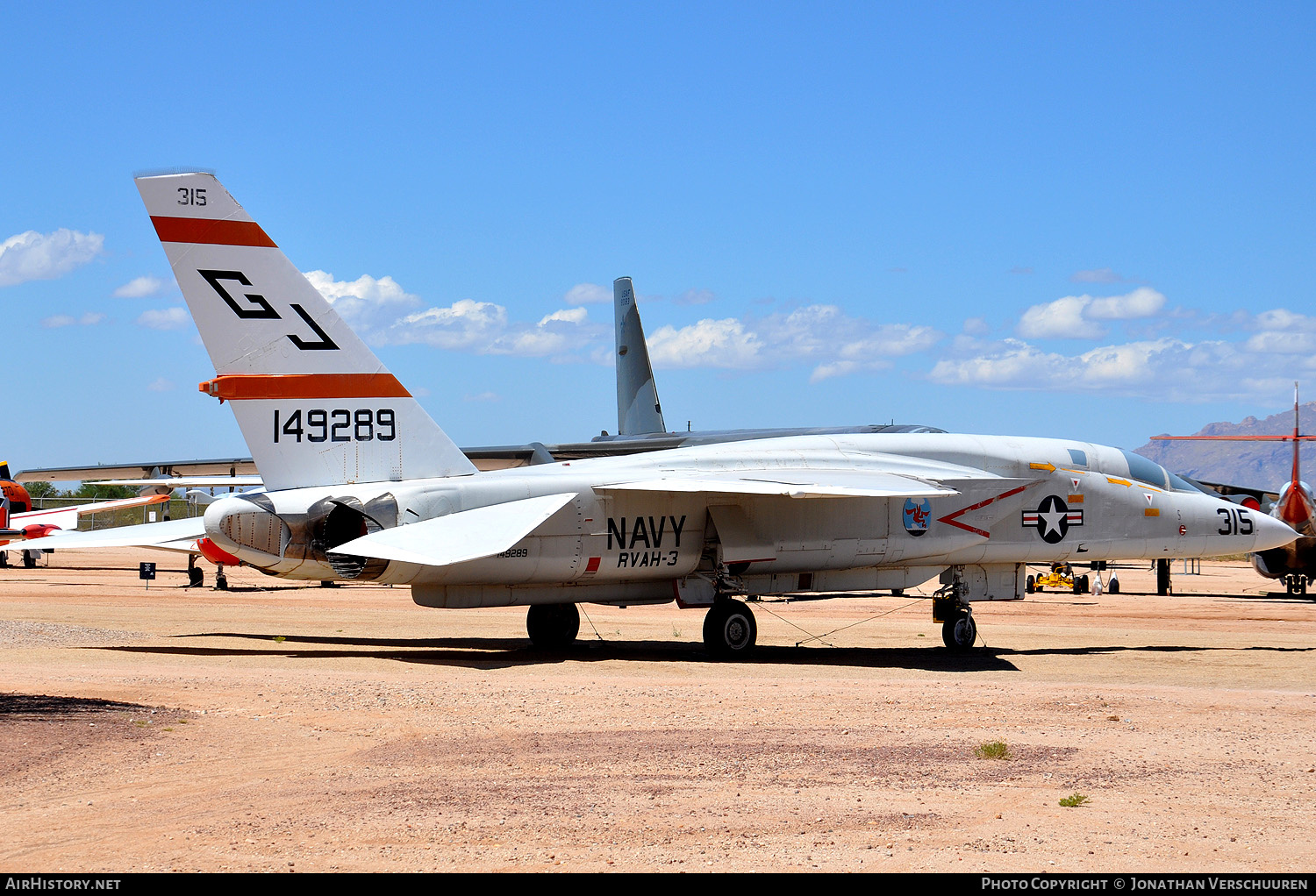 Aircraft Photo of 149289 | North American RA-5C Vigilante | USA - Navy | AirHistory.net #216643