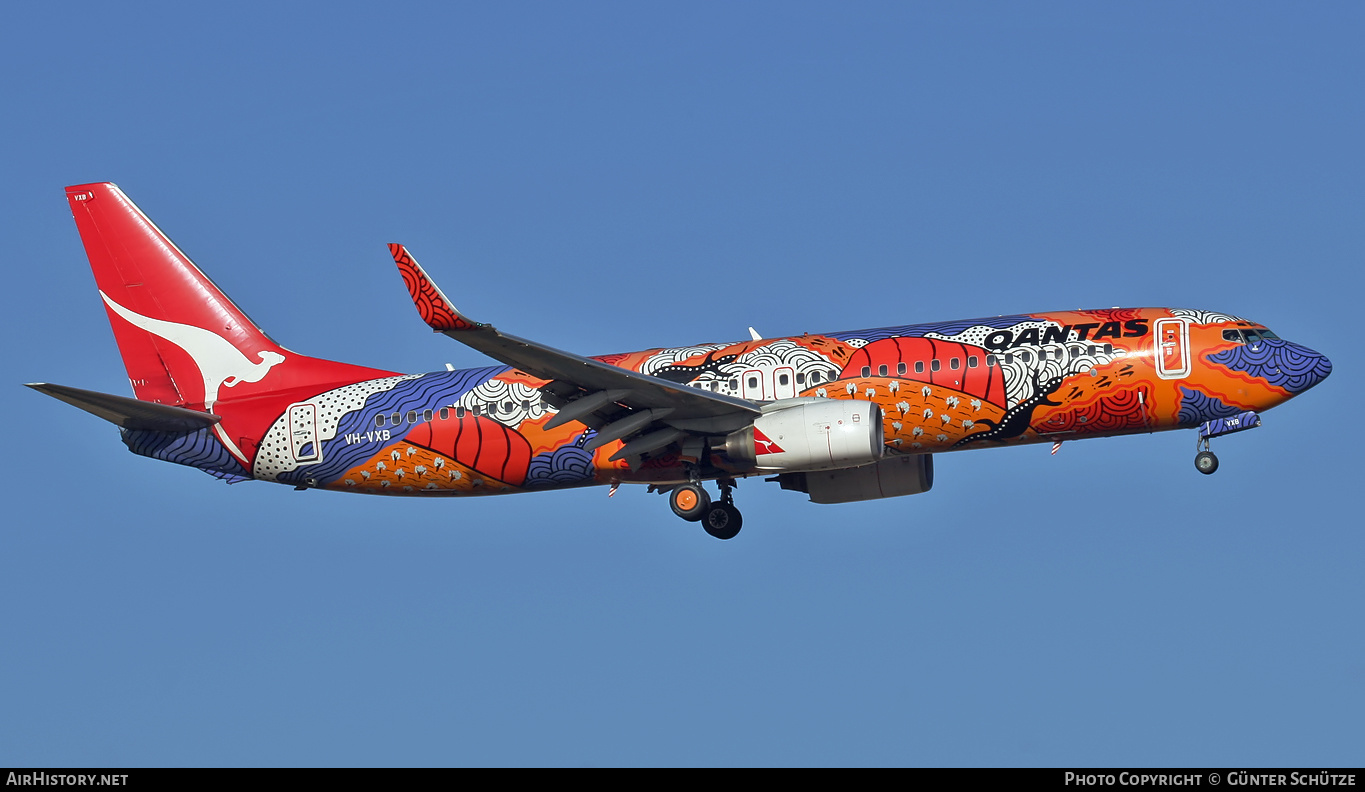 Aircraft Photo of VH-VXB | Boeing 737-838 | Qantas | AirHistory.net #216667