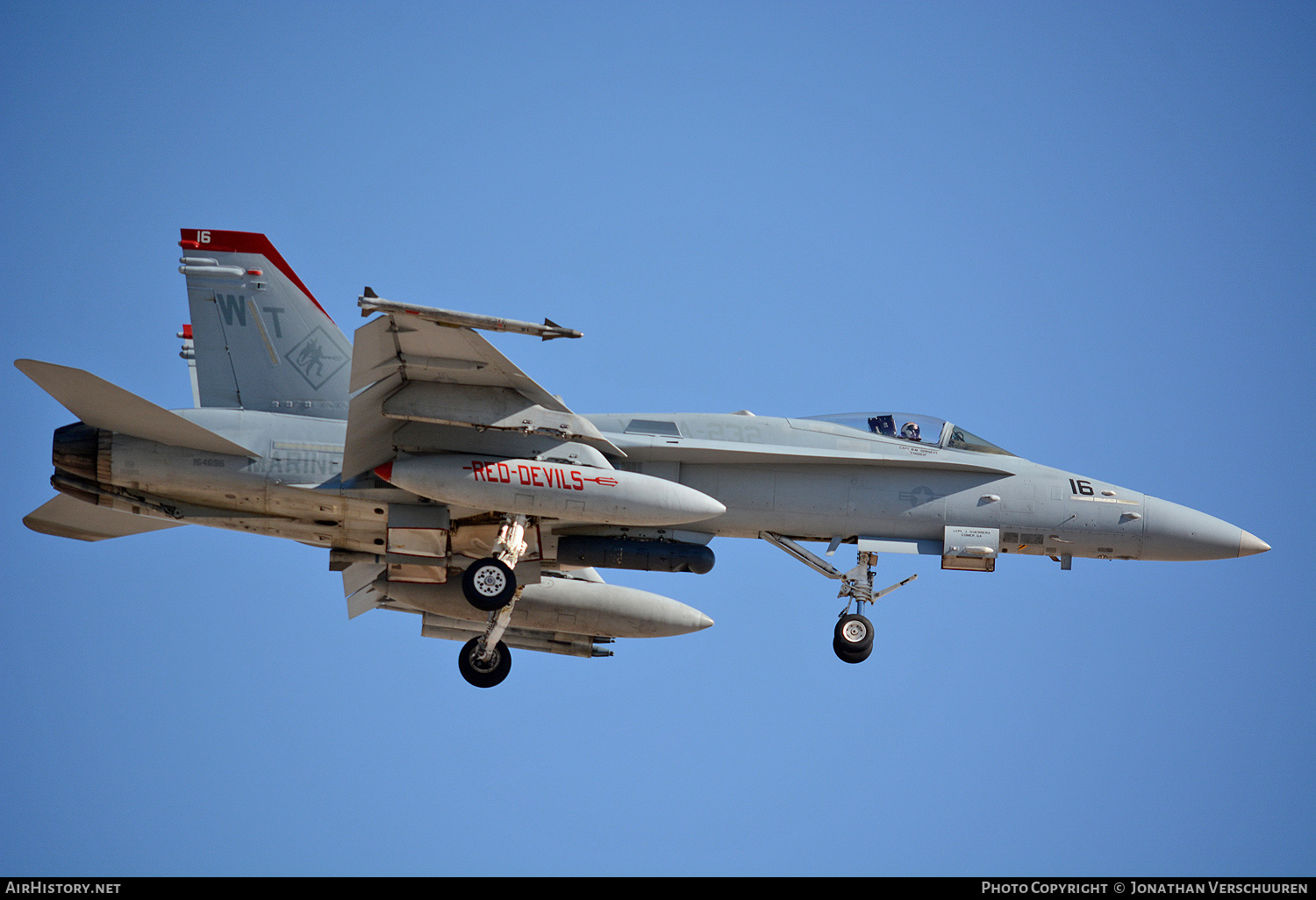 Aircraft Photo of 164696 | McDonnell Douglas F/A-18C Hornet | USA - Marines | AirHistory.net #216671