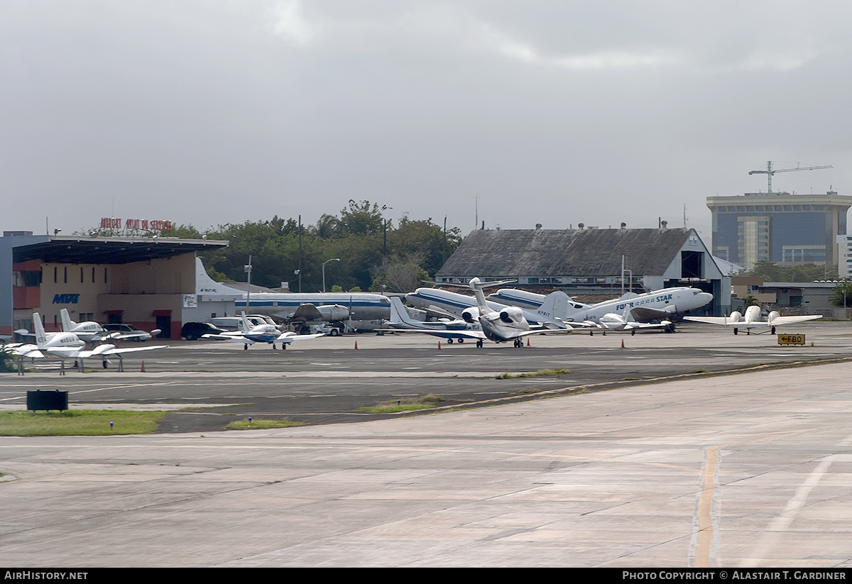 Airport photo of San Juan - Luis Muñoz Marín International (TJSJ / SJU) in Puerto Rico | AirHistory.net #216910