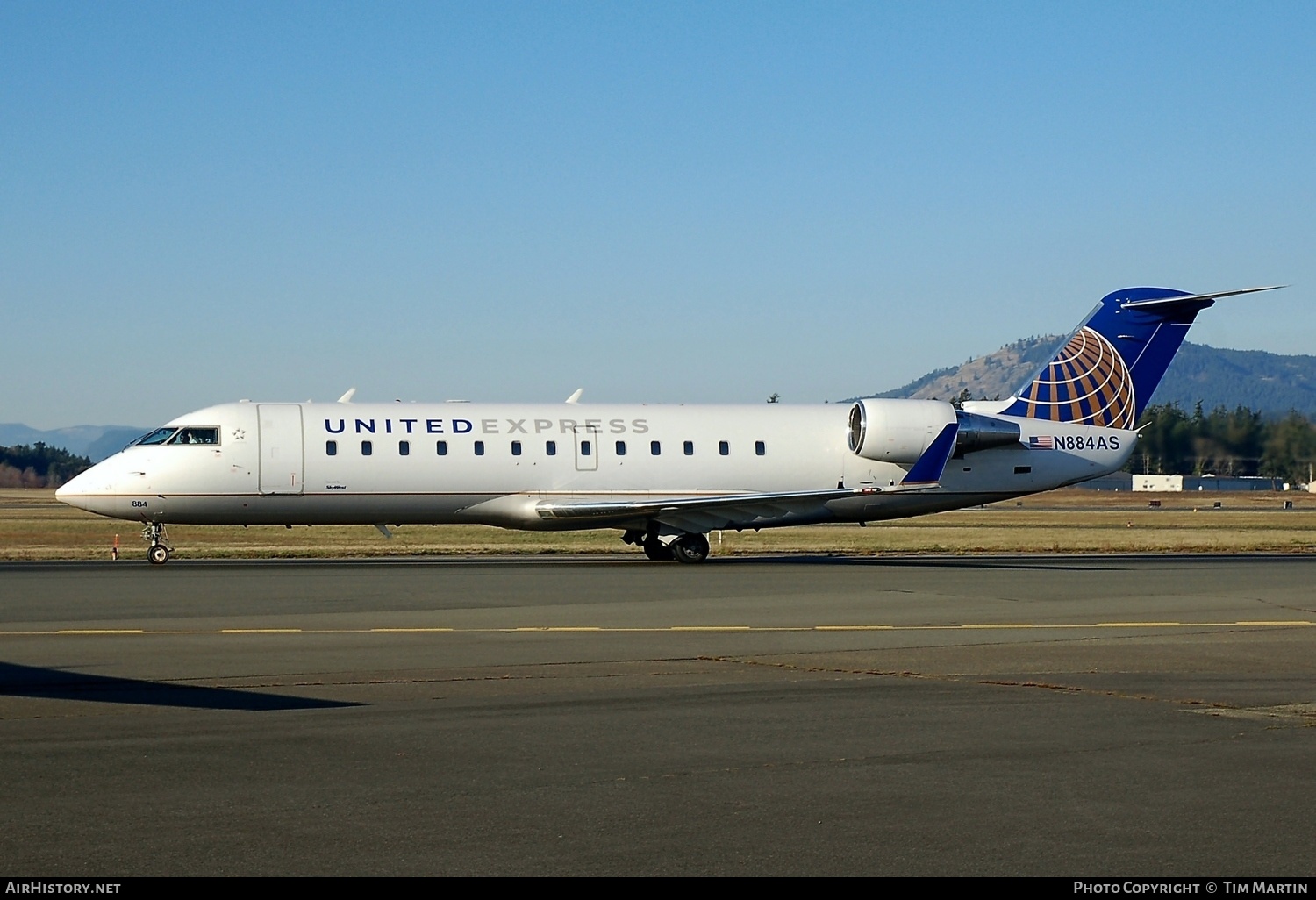 Aircraft Photo of N884AS | Bombardier CRJ-200ER (CL-600-2B19) | United Express | AirHistory.net #216937