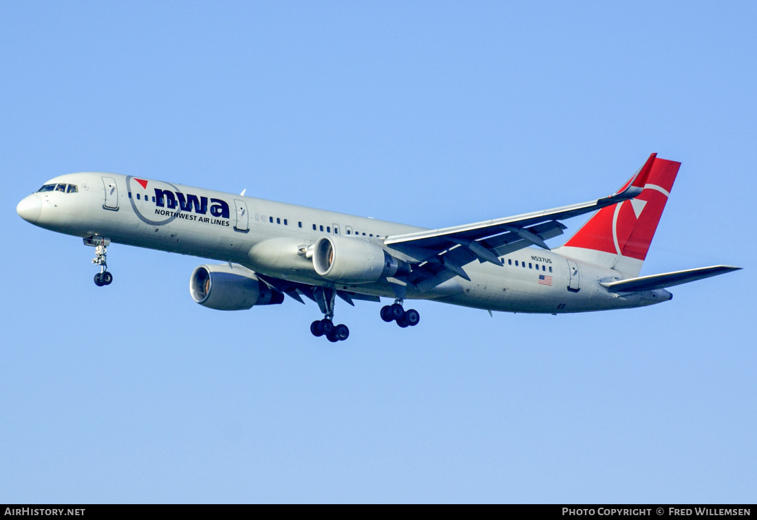 Aircraft Photo of N537US | Boeing 757-251 | Northwest Airlines | AirHistory.net #216969