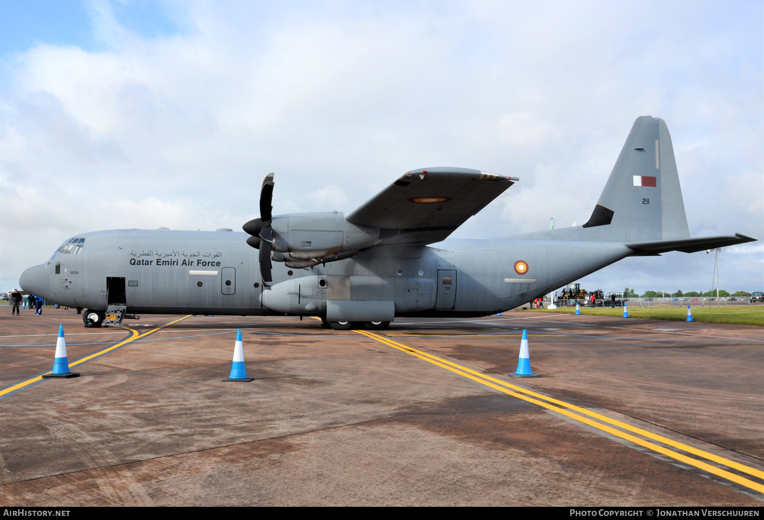 Aircraft Photo of 211 | Lockheed Martin C-130J-30 Hercules | Qatar - Air Force | AirHistory.net #216987