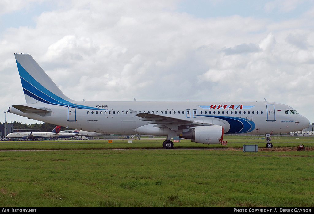 Aircraft Photo of VQ-BNR | Airbus A320-214 | Yamal Airlines | AirHistory.net #217047