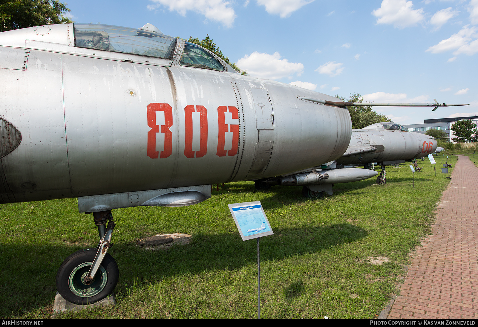 Aircraft Photo of 806 | Sukhoi Su-7BKL | Poland - Air Force | AirHistory.net #217101