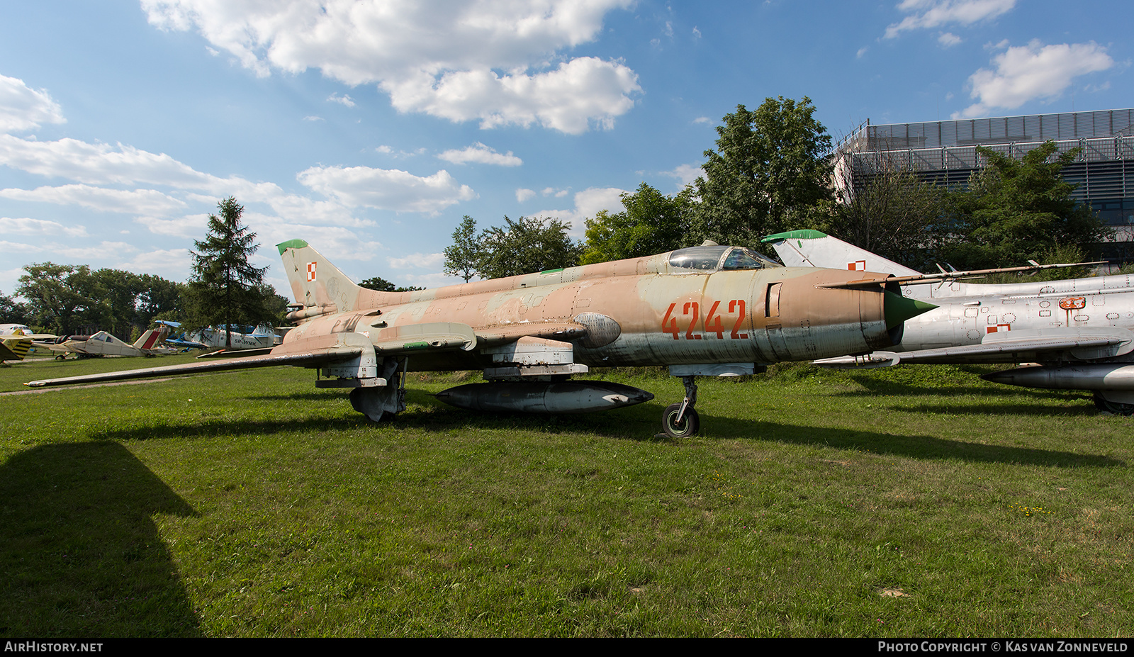 Aircraft Photo of 4242 | Sukhoi Su-20R | Poland - Air Force | AirHistory.net #217158
