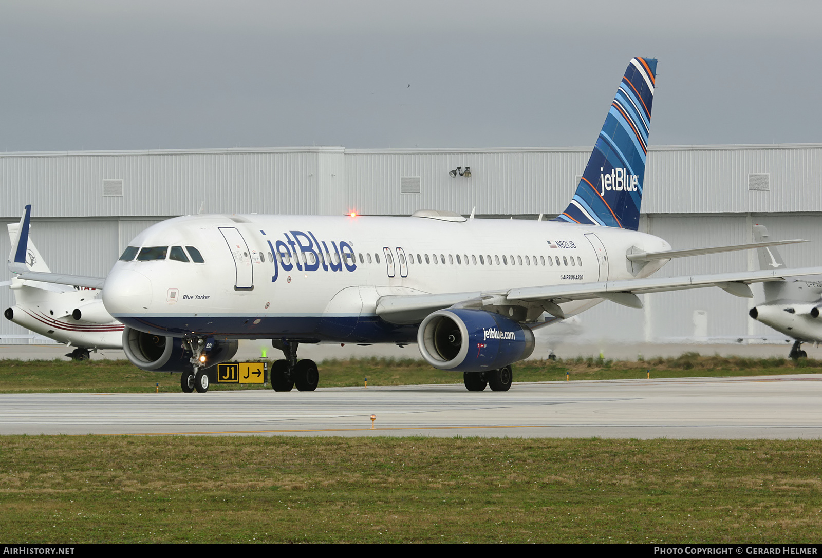 Aircraft Photo of N821JB | Airbus A320-232 | JetBlue Airways | AirHistory.net #217159