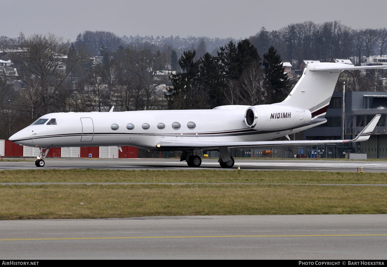 Aircraft Photo of N101MH | Gulfstream Aerospace G-V Gulfstream V | AirHistory.net #217229