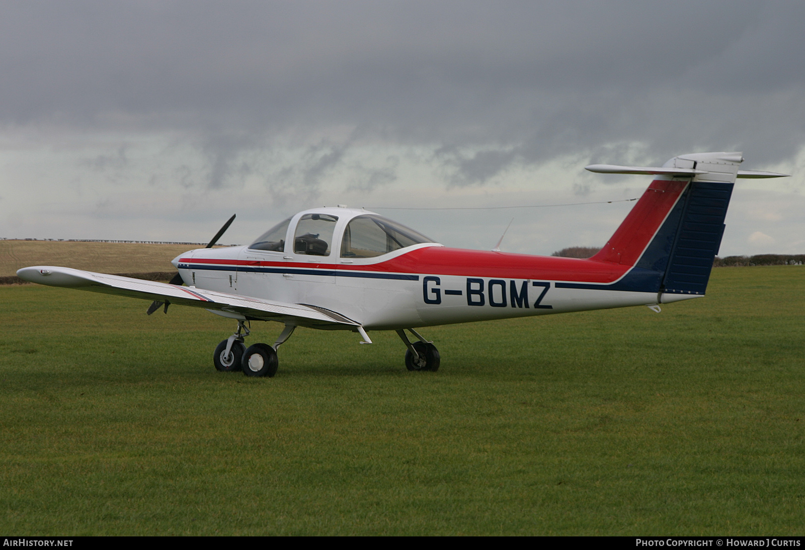 Aircraft Photo of G-BOMZ | Piper PA-38-112 Tomahawk | AirHistory.net #217518