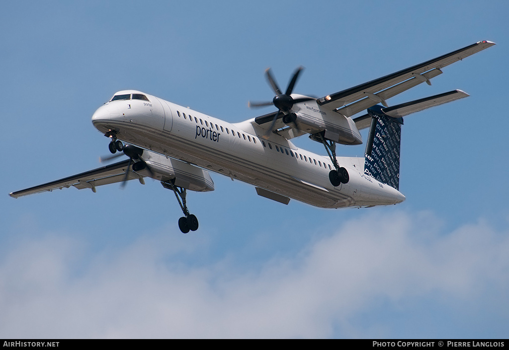 Aircraft Photo of C-GLQZ | Bombardier DHC-8-402 Dash 8 | Porter Airlines | AirHistory.net #217582