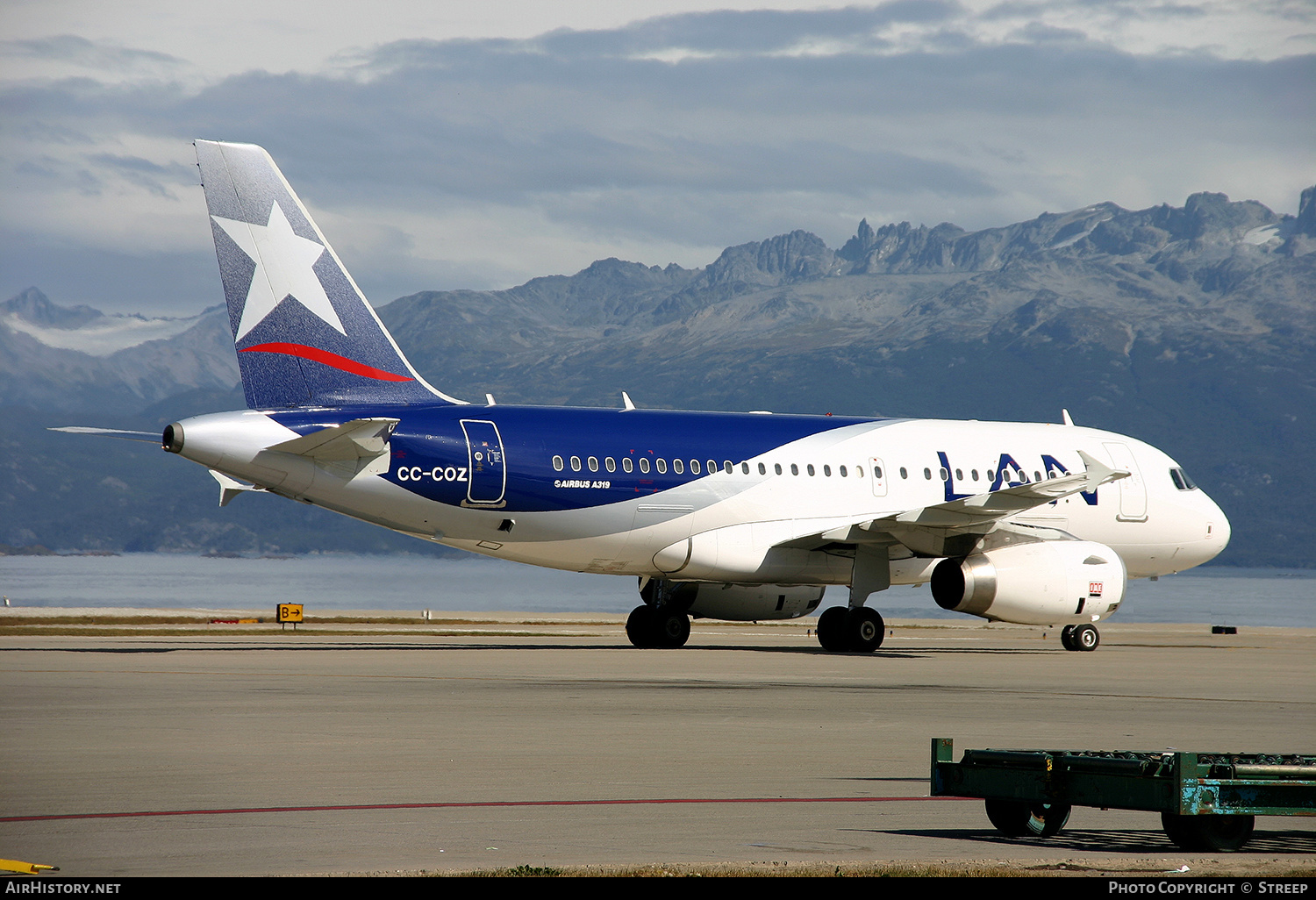 Aircraft Photo of CC-COZ | Airbus A319-132 | LAN Airlines - Línea Aérea Nacional | AirHistory.net #217620