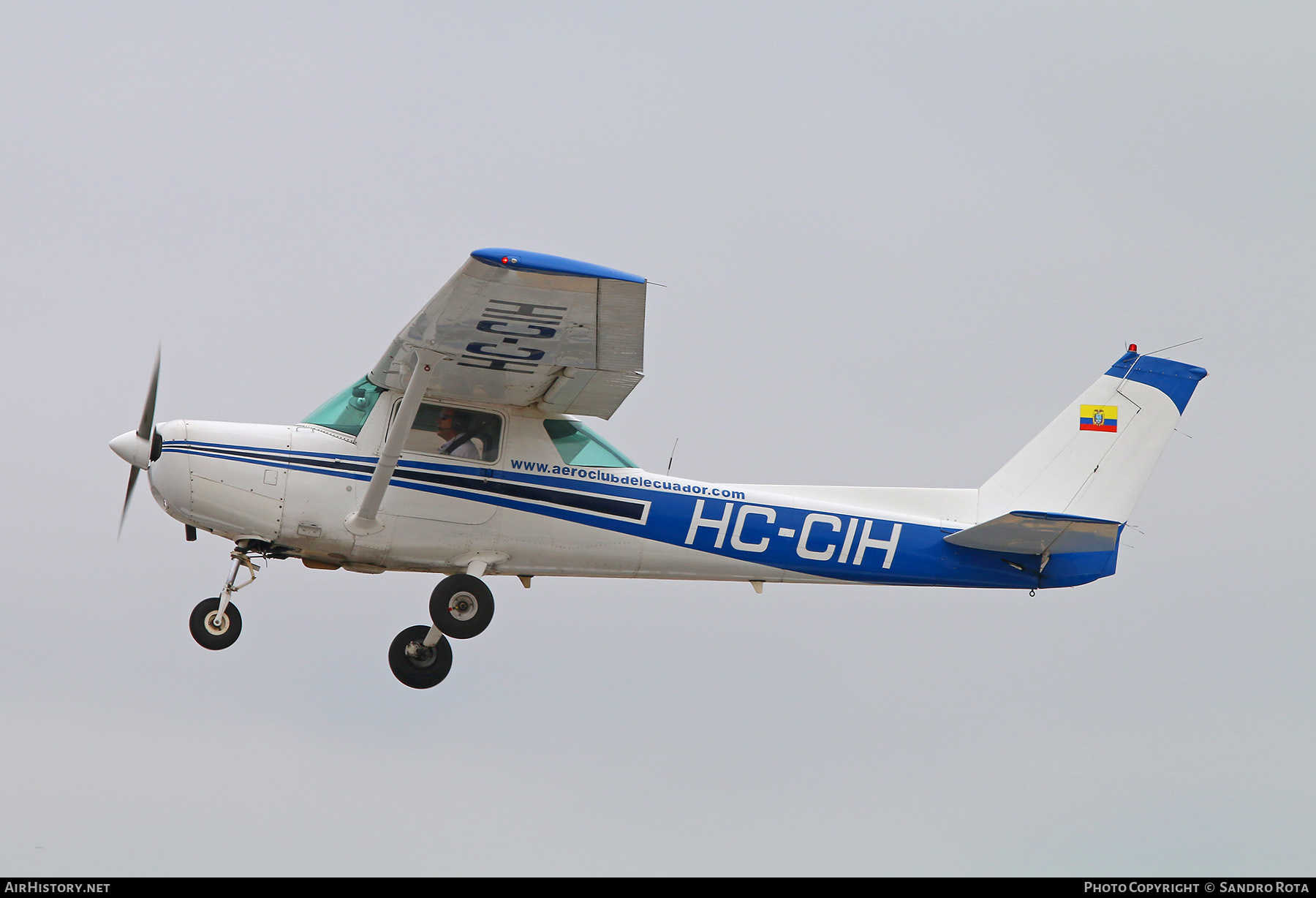 Aircraft Photo of HC-CIH | Cessna 152 | Aeroclub del Ecuador | AirHistory.net #217661