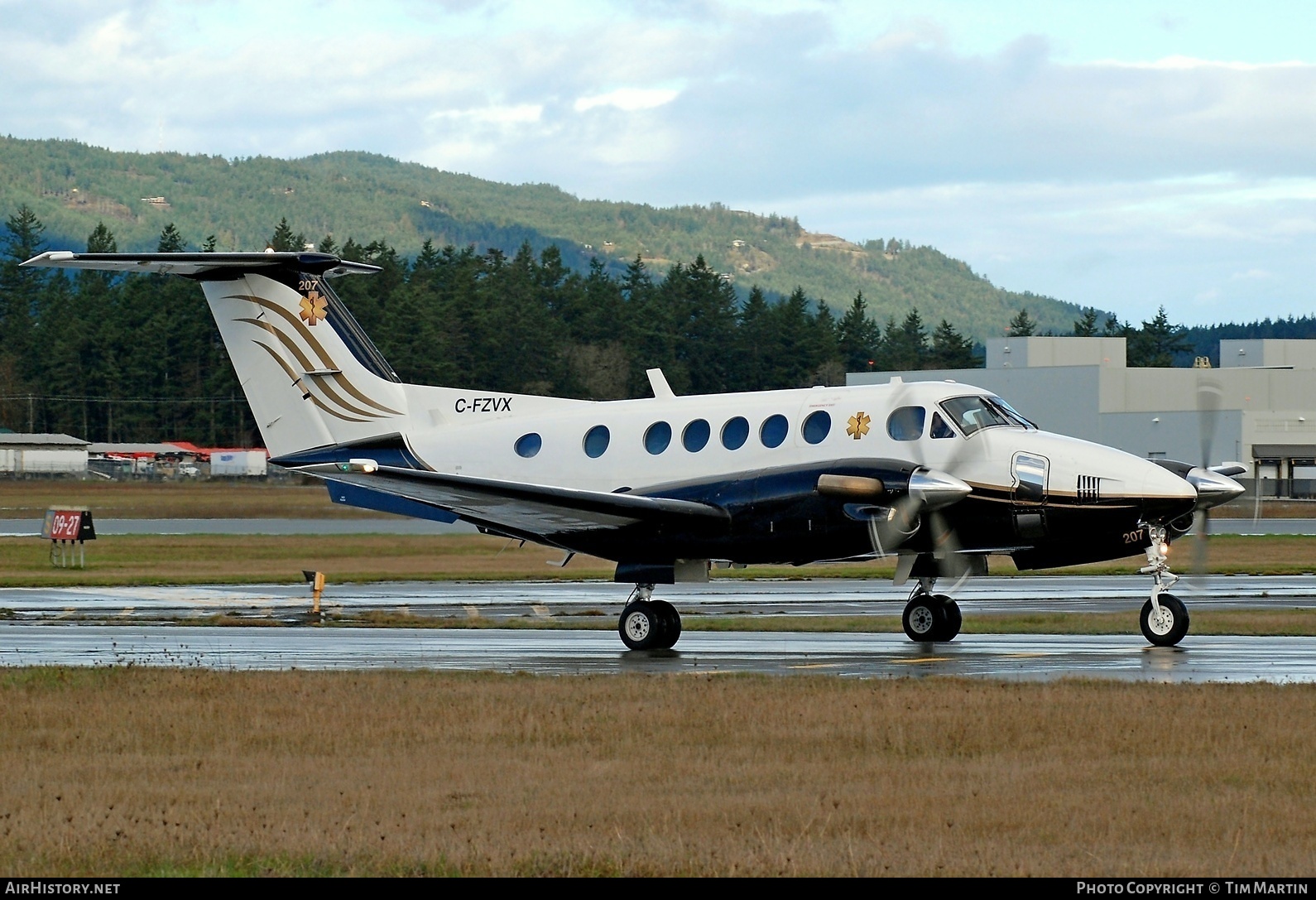 Aircraft Photo of C-FZVX | Beech 200 Super King Air | AirHistory.net #217701