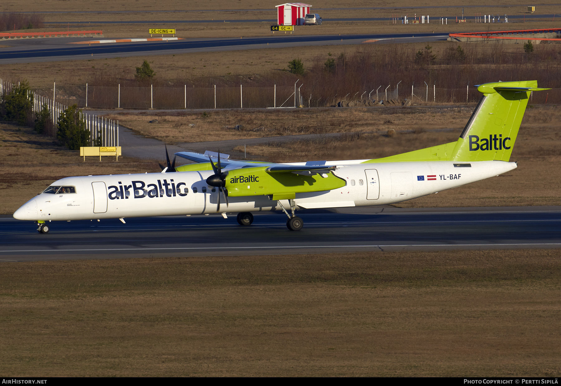 Aircraft Photo of YL-BAF | Bombardier DHC-8-402 Dash 8 | AirBaltic | AirHistory.net #217733