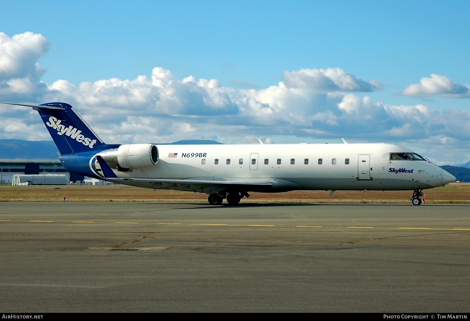 Aircraft Photo of N699BR | Bombardier CRJ-200ER (CL-600-2B19) | SkyWest Airlines | AirHistory.net #217744