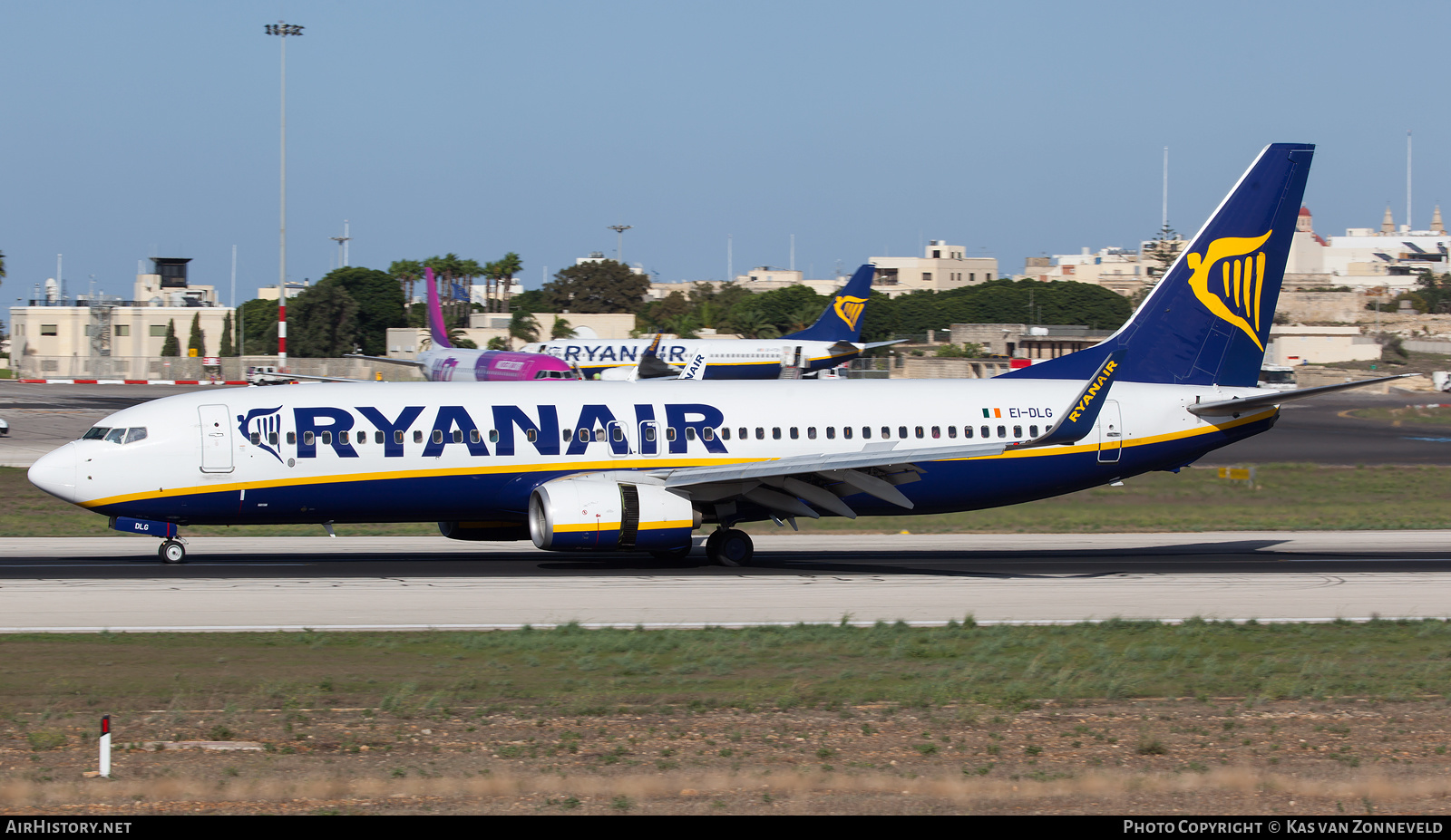 Aircraft Photo of EI-DLG | Boeing 737-8AS | Ryanair | AirHistory.net #217908