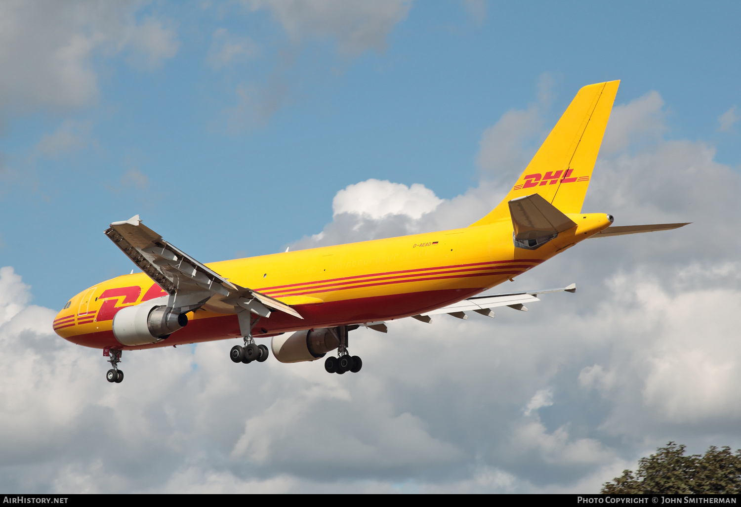 Aircraft Photo of D-AEAD | Airbus A300B4-622R(F) | DHL International | AirHistory.net #218125