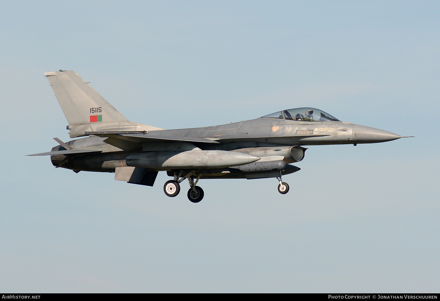 Aircraft Photo of 15115 | General Dynamics F-16AM Fighting Falcon | Portugal - Air Force | AirHistory.net #218171