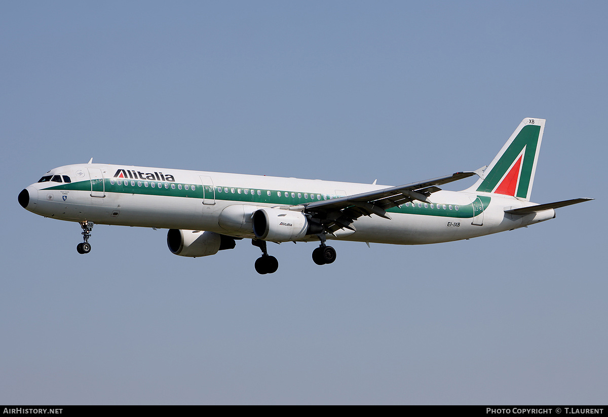 Aircraft Photo of EI-IXB | Airbus A321-112 | Alitalia | AirHistory.net #218183