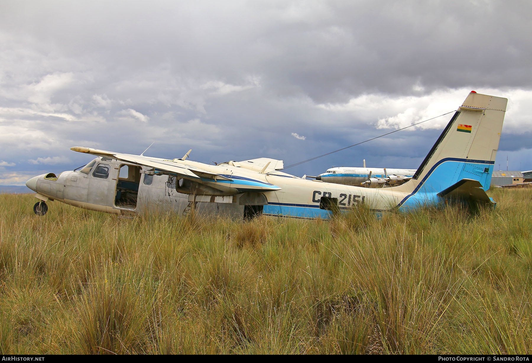 Aircraft Photo of CP-2151 | Aero Commander 690 Turbo Commander | AirHistory.net #218242