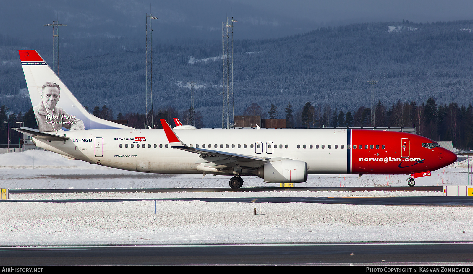 Aircraft Photo of LN-NGB | Boeing 737-8JP | Norwegian | AirHistory.net #218257