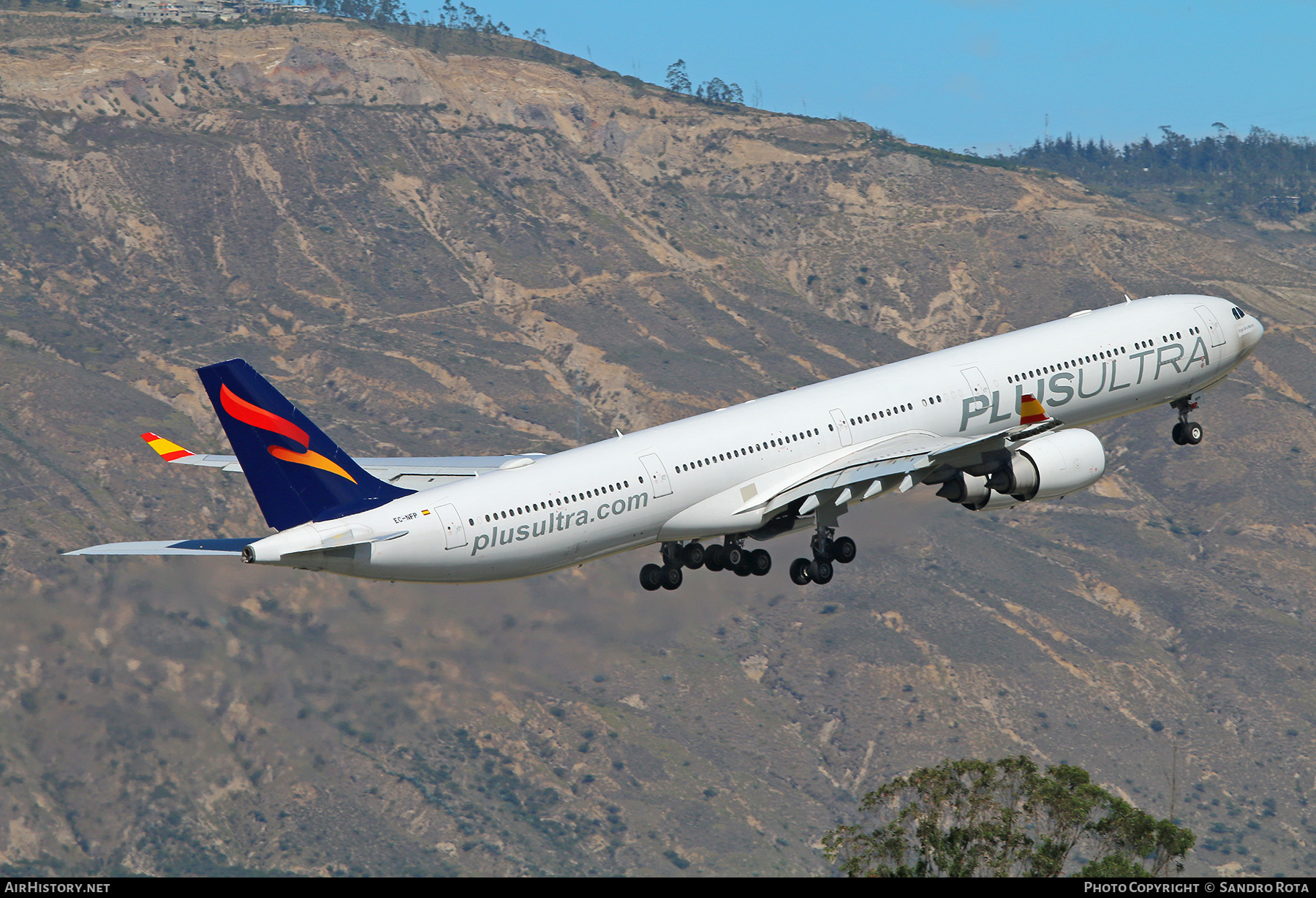 Aircraft Photo of EC-NFP | Airbus A340-642 | Plus Ultra Líneas Aéreas | AirHistory.net #218305