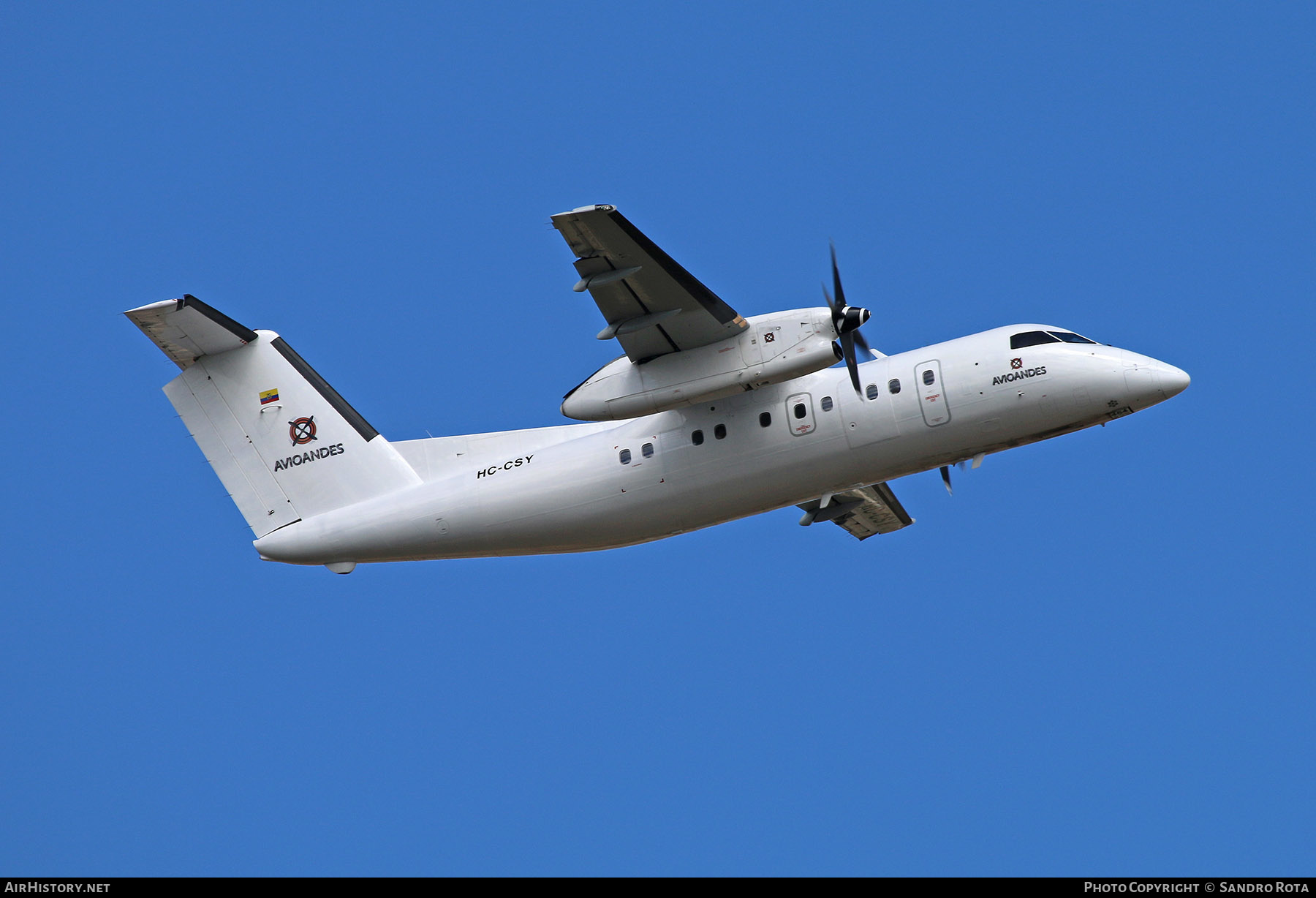 Aircraft Photo of HC-CSY | De Havilland Canada DHC-8-202Q Dash 8 | Avioandes | AirHistory.net #218313