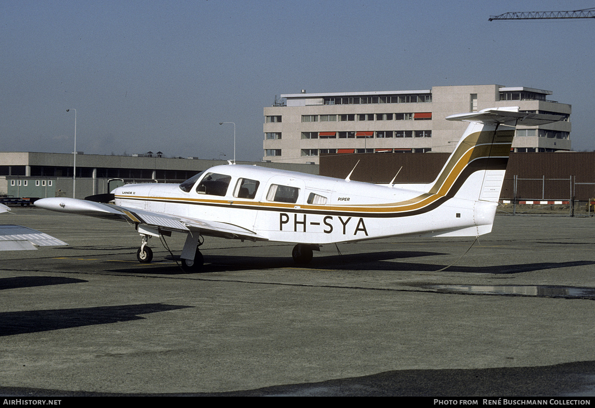 Aircraft Photo of PH-SYA | Piper PA-32RT-300 Lance II | AirHistory.net #218454