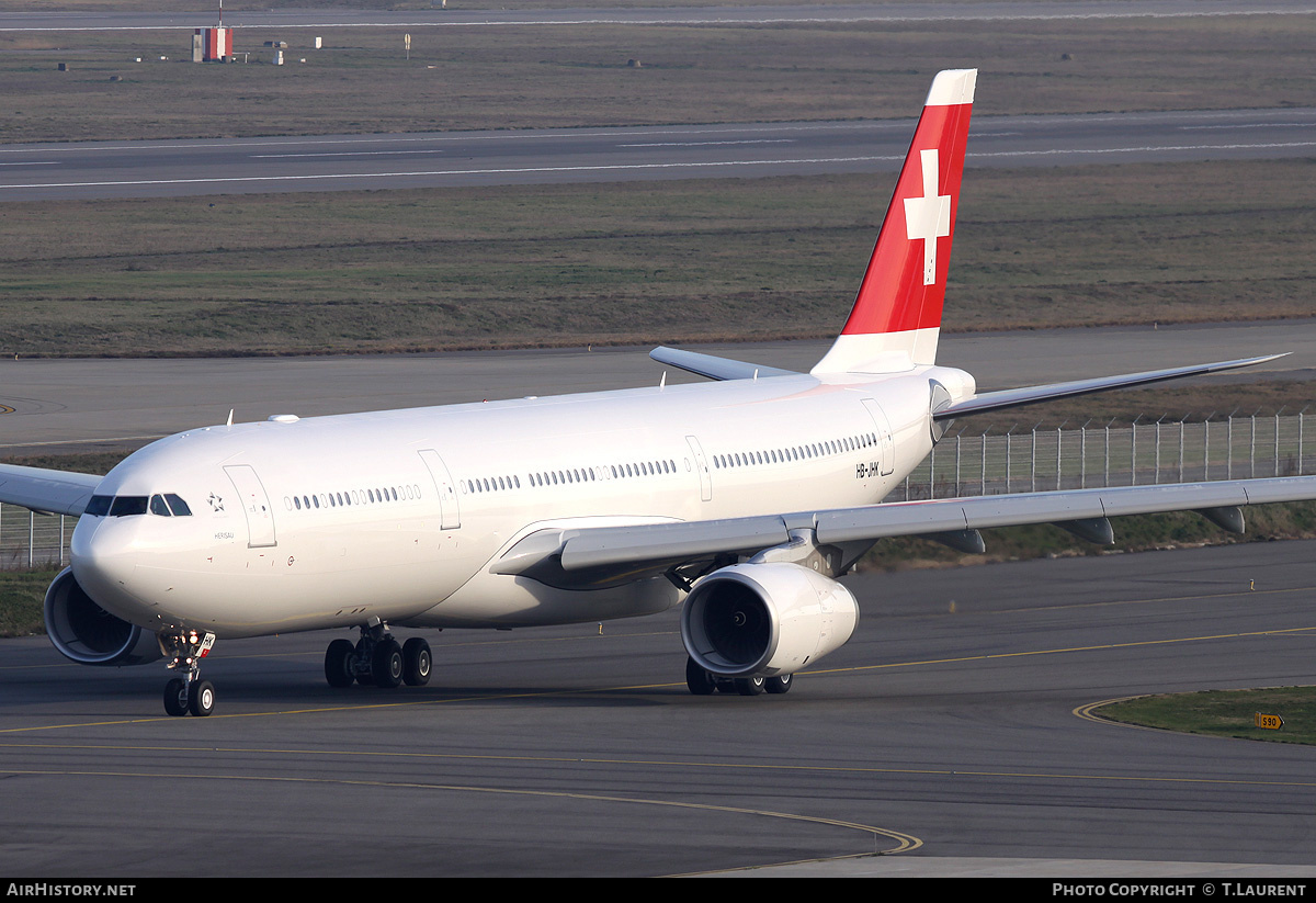 Aircraft Photo of HB-JHK | Airbus A330-343 | Swiss International Air Lines | AirHistory.net #218503