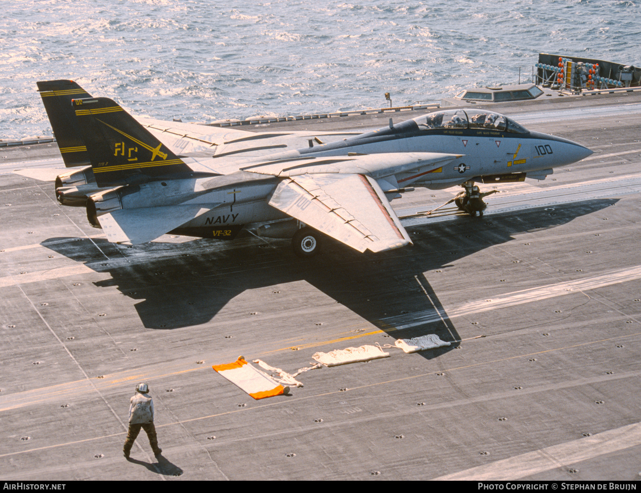 Aircraft Photo of 162916 | Grumman F-14B Tomcat | USA - Navy | AirHistory.net #218531