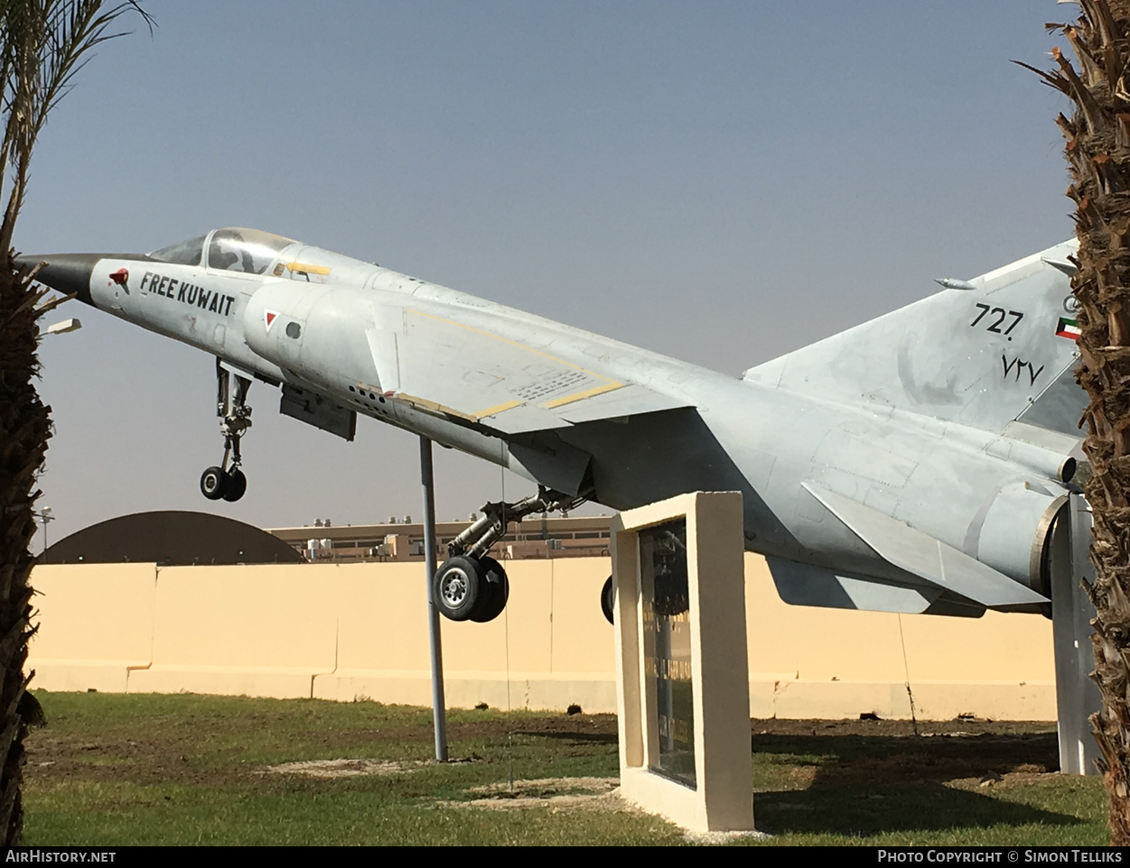 Aircraft Photo of 727 / ٦٢٦ | Dassault Mirage F1CK-2 | Kuwait - Air Force | AirHistory.net #218575