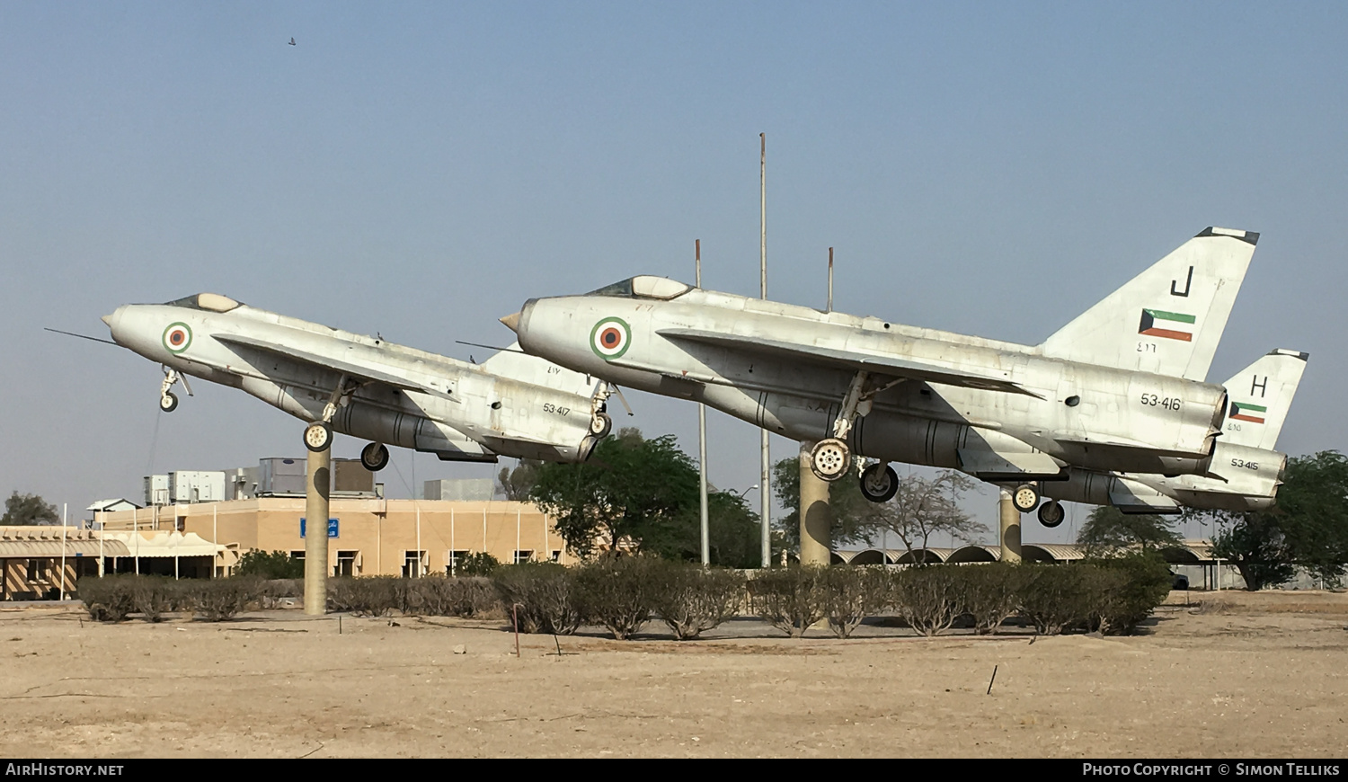 Aircraft Photo of 416 / ٤١٦ | English Electric Lightning F53 | Kuwait - Air Force | AirHistory.net #218660