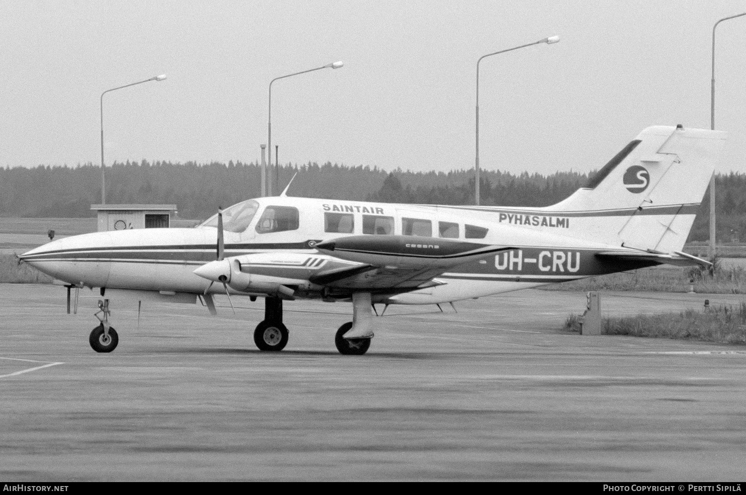 Aircraft Photo of OH-CRU | Cessna 402B Businessliner | Saintair | AirHistory.net #218704