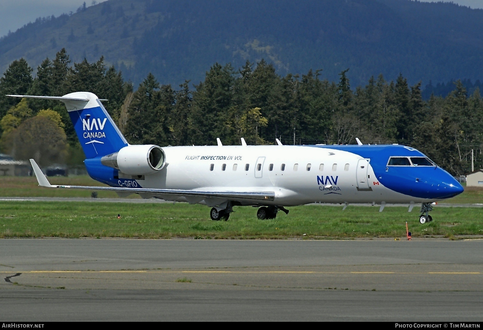 Aircraft Photo of C-GFIO | Bombardier CRJ-200ER (CL-600-2B19) | Nav Canada | AirHistory.net #218858