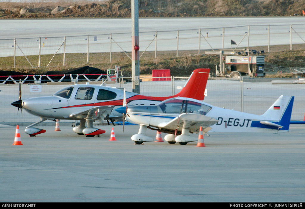 Aircraft Photo of D-EGJT | Robin HR-200-120B | AirHistory.net #219217