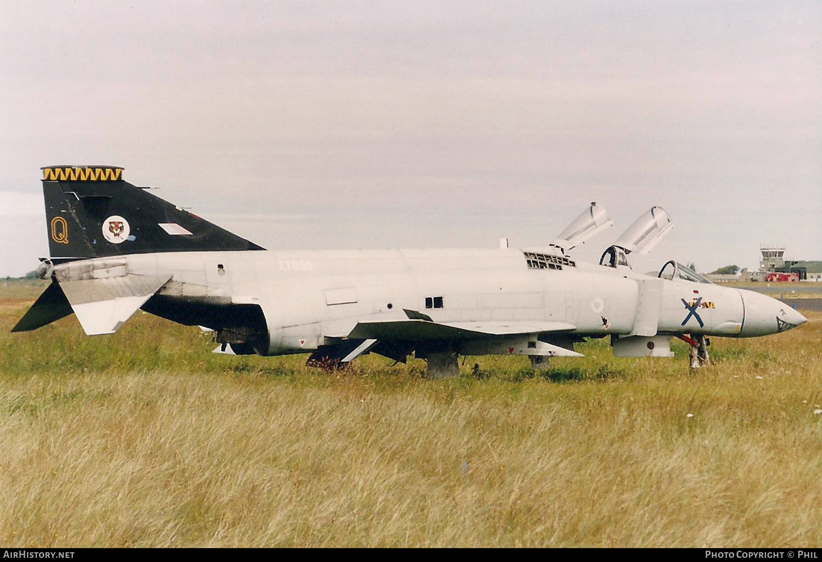 Aircraft Photo of XT895 | McDonnell Douglas F-4M Phantom FGR2 | UK - Air Force | AirHistory.net #219322