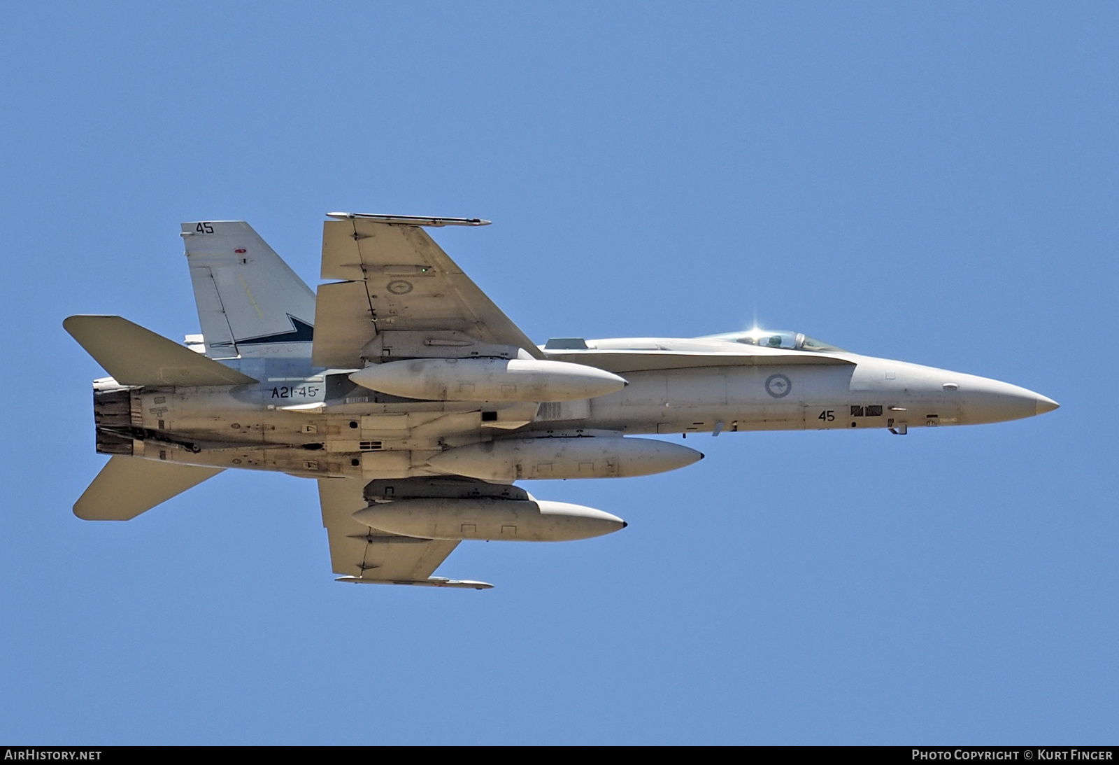 Aircraft Photo of A21-45 | McDonnell Douglas F/A-18A Hornet | Australia - Air Force | AirHistory.net #219355