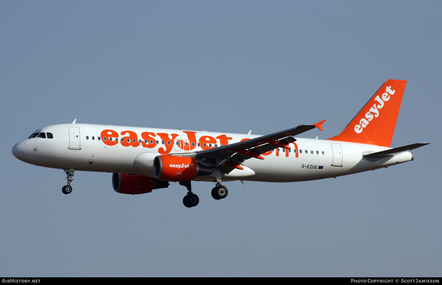 Aircraft Photo of G-EZUG | Airbus A320-214 | EasyJet | AirHistory.net #219430