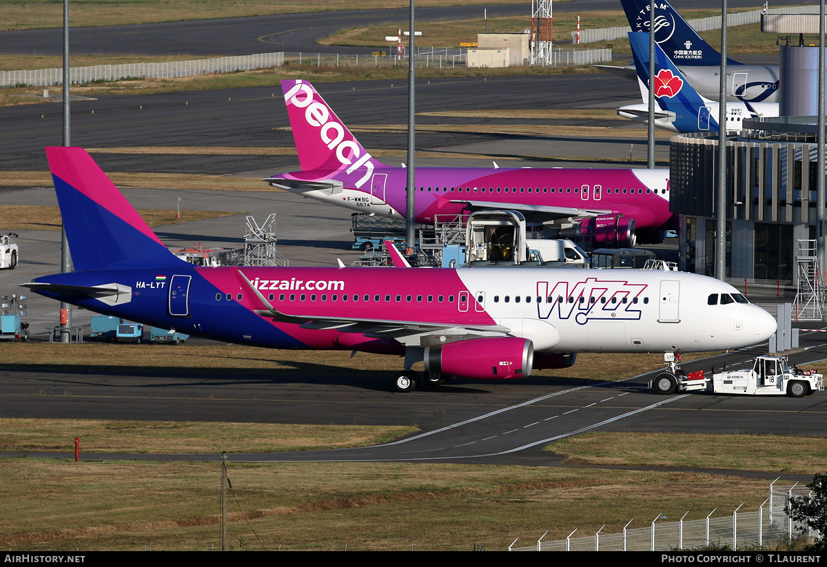 Aircraft Photo of HA-LYT | Airbus A320-232 | Wizz Air | AirHistory.net #219465