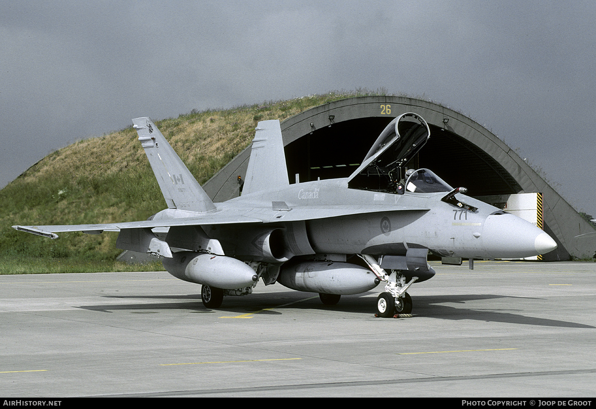 Aircraft Photo of 188771 | McDonnell Douglas CF-188 Hornet | Canada - Air Force | AirHistory.net #219505