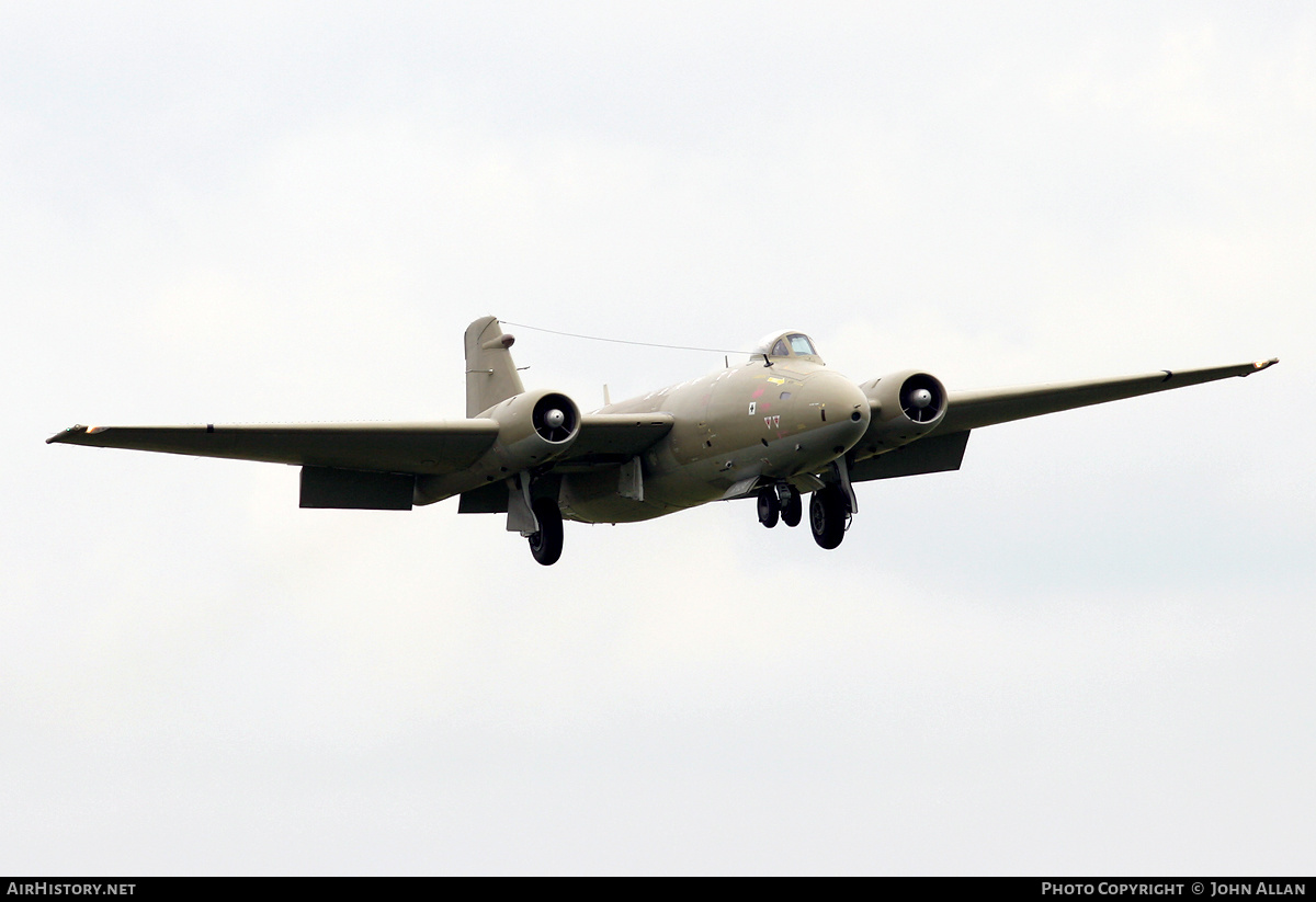 Aircraft Photo of XH134 | English Electric Canberra PR9 | UK - Air Force | AirHistory.net #219522