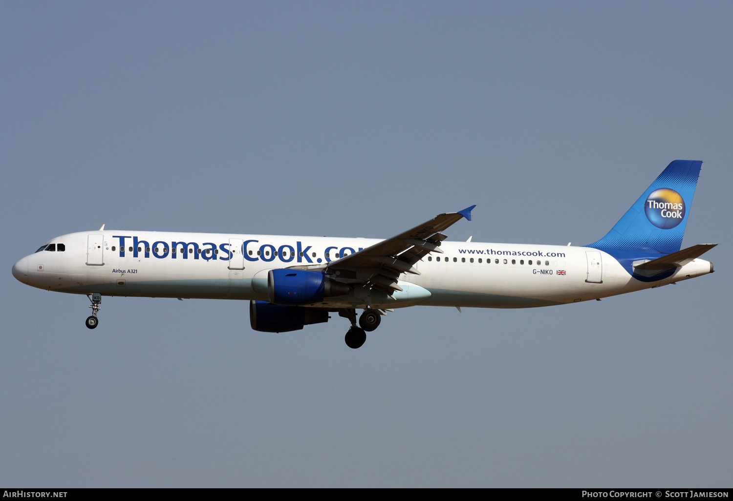 Aircraft Photo of G-NIKO | Airbus A321-231 | Thomas Cook Airlines | AirHistory.net #219732