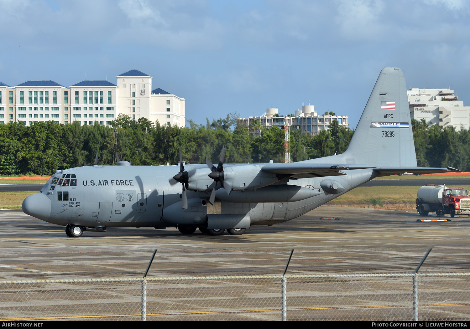 Aircraft Photo of 87-9285 / 79285 | Lockheed C-130H Hercules | USA - Air Force | AirHistory.net #219788