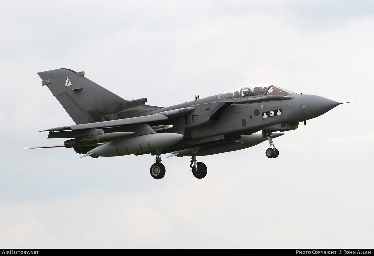 Aircraft Photo of ZA373 | Panavia Tornado GR4A | UK - Air Force | AirHistory.net #219818