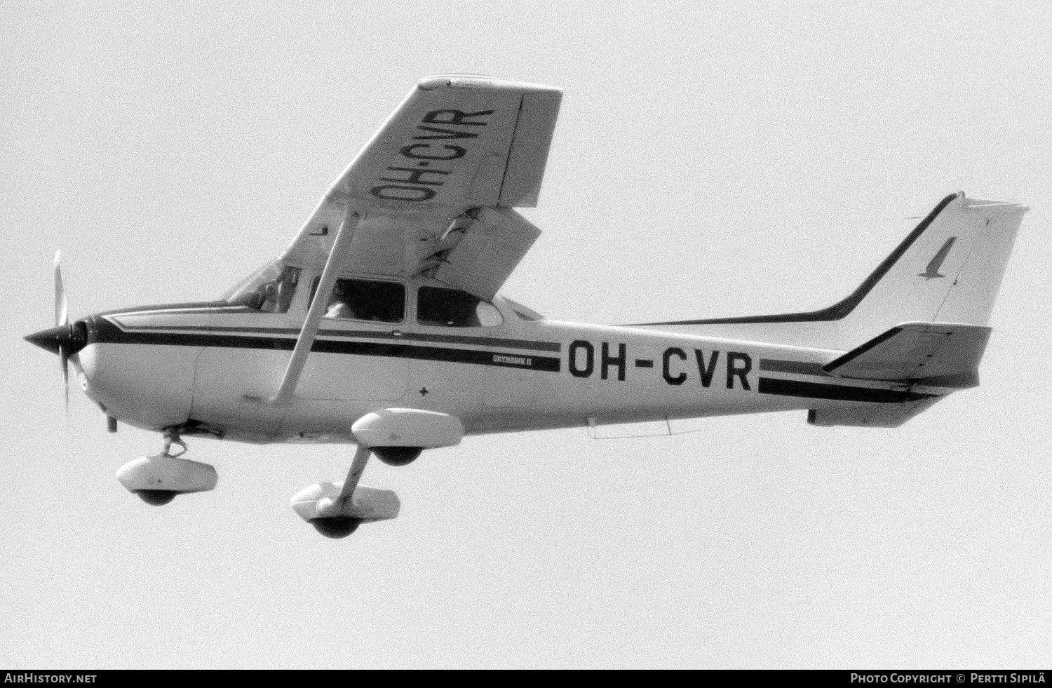 Aircraft Photo of OH-CVR | Cessna 172P Skyhawk II | AirHistory.net #220008