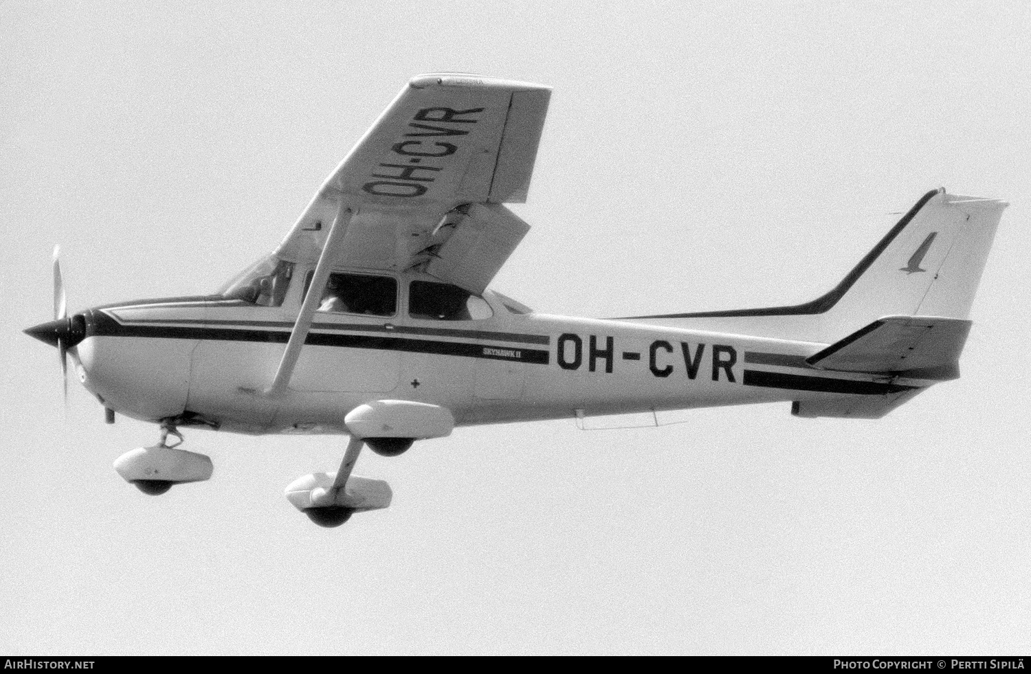 Aircraft Photo of OH-CVR | Cessna 172P Skyhawk II | AirHistory.net #220008
