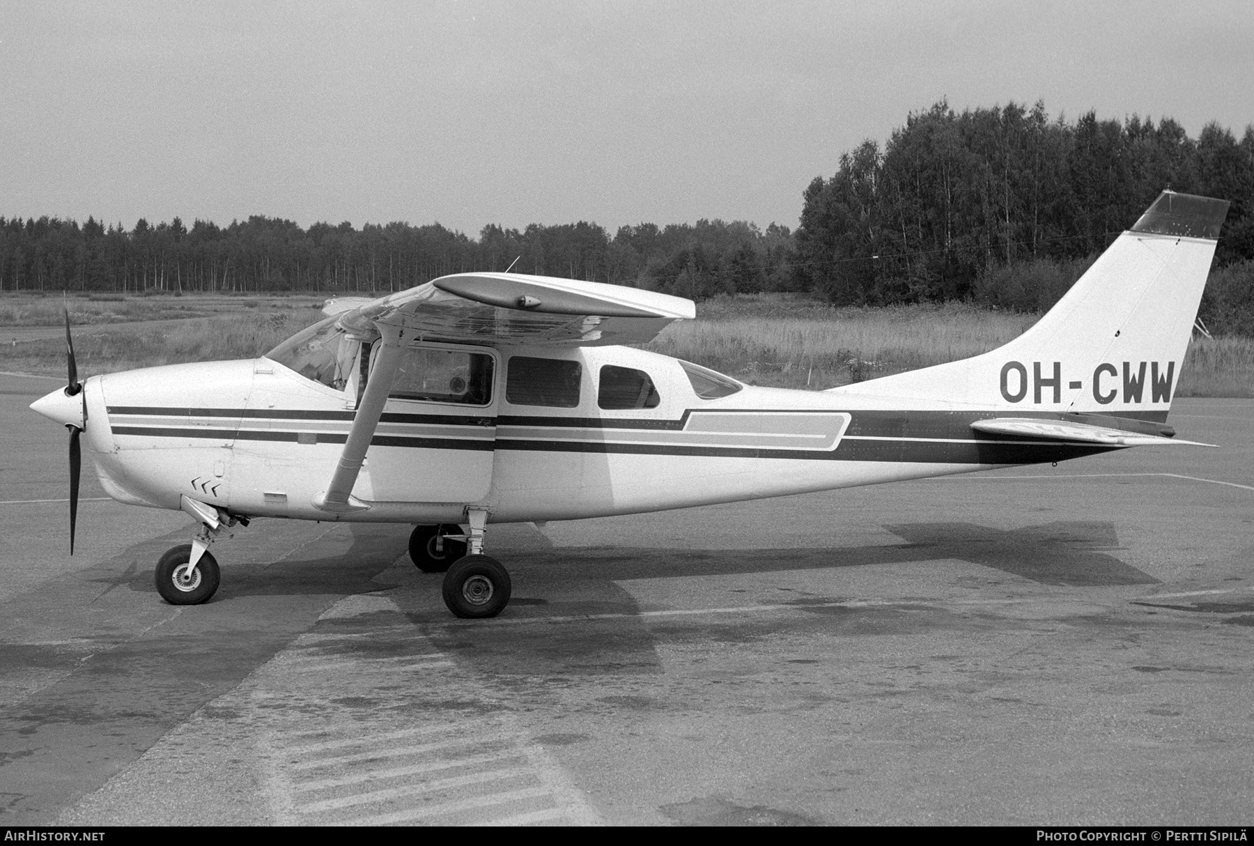 Aircraft Photo of OH-CWW | Cessna U206C Super Skywagon | AirHistory.net #220011