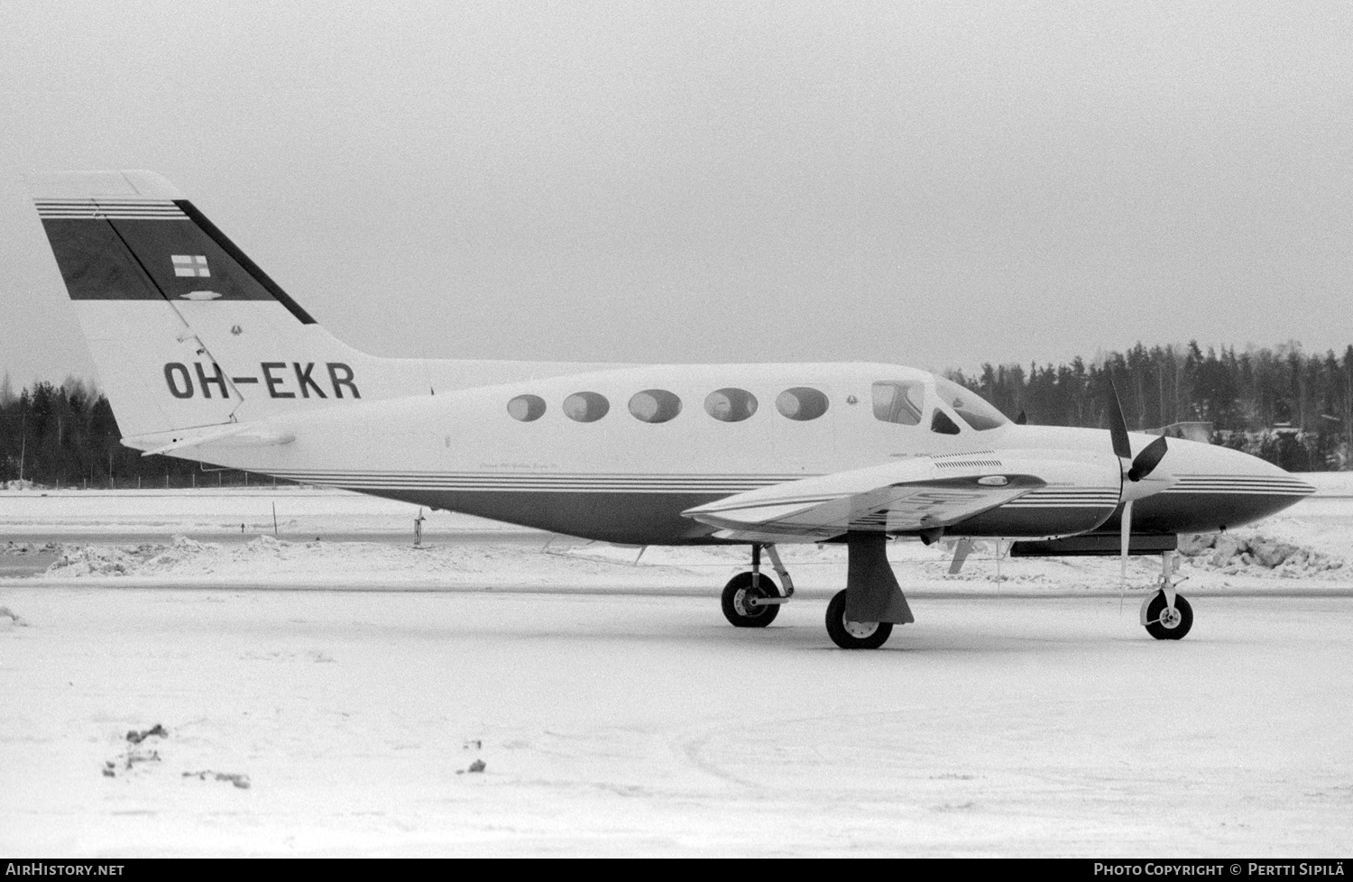 Aircraft Photo of OH-EKR | Cessna 421C Golden Eagle | AirHistory.net #220028
