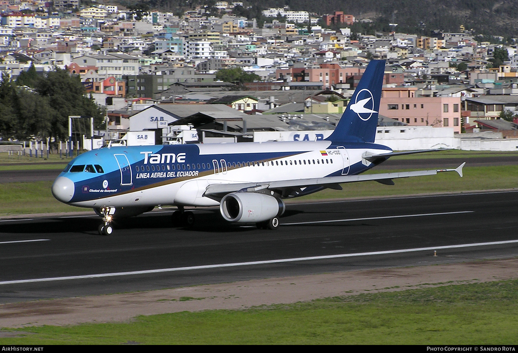 Aircraft Photo of HC-CDZ | Airbus A320-232 | TAME Línea Aérea del Ecuador | AirHistory.net #220127