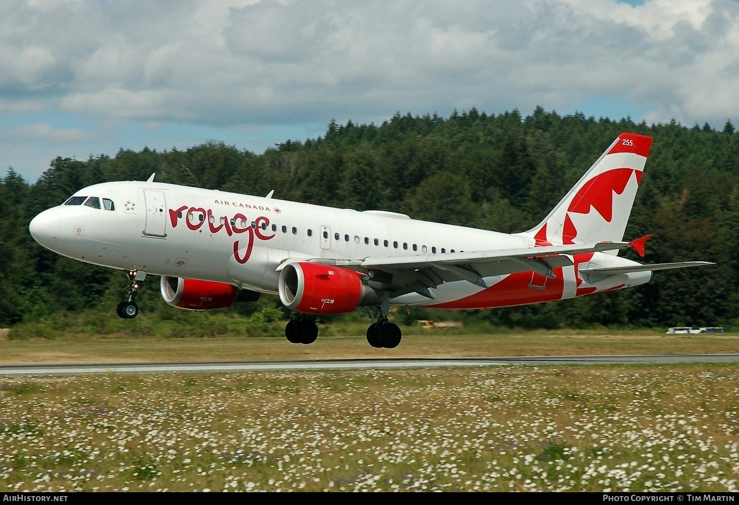 Aircraft Photo of C-FYJE | Airbus A319-114 | Air Canada Rouge | AirHistory.net #220229
